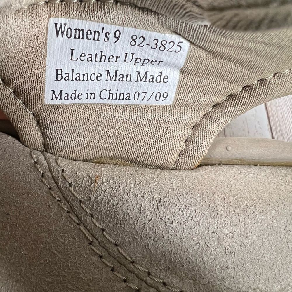 Cabelas outdoor sandal - Womens 9 - Picture 9 of 9